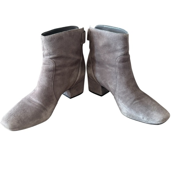 Bandolino Elegant Suede Ankle Boots Size 9 In Grey Square Toe - Picture 8 of 10